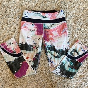 Lululemon cropped tights size 2